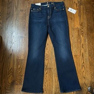 NWT!  7 For All Mankind (7FAM), Kimmie Bootcut jeans, Size 32, hemmed